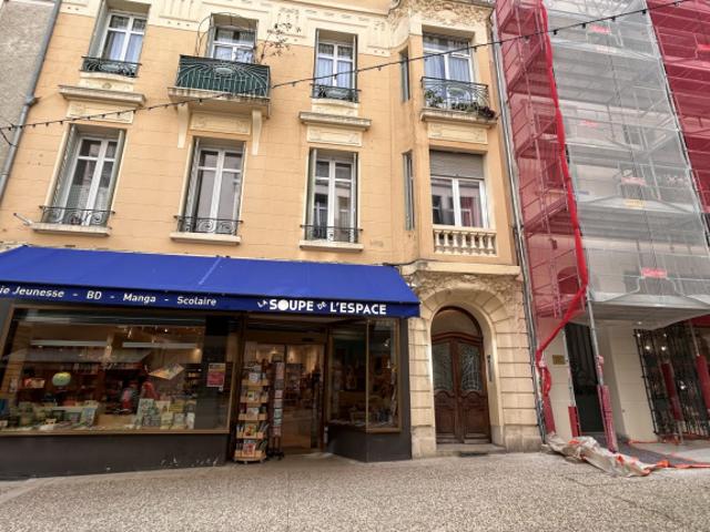Appartement location à Arrondissement de Toulon, Hyères