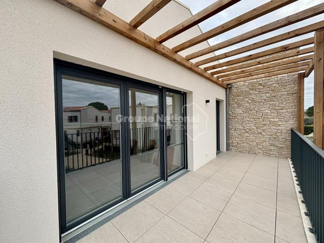 Appartement location à Arles, Saint-etienne-du-grès