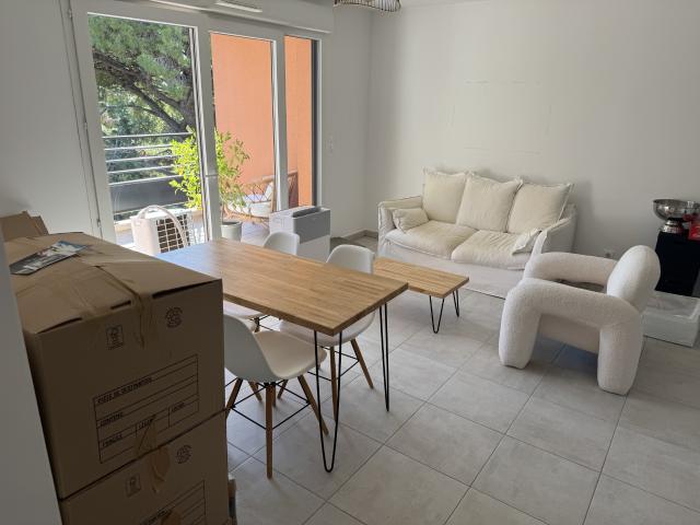 Appartement location à Arrondissement de Toulon, Hyères