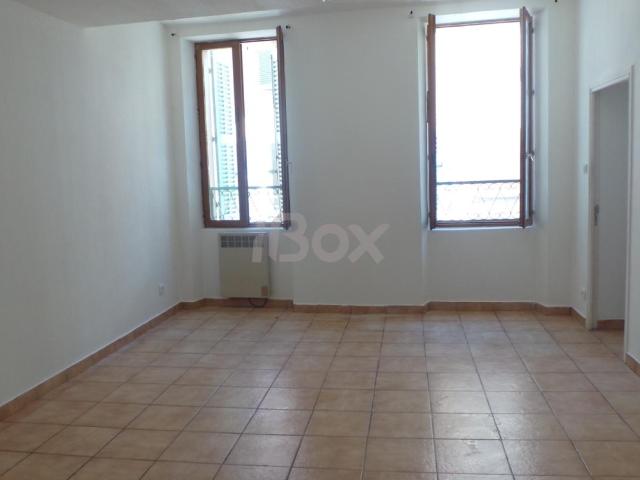Appartement location à Arrondissement de Toulon, Solliès-pont