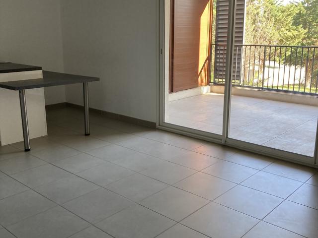 Appartement location à Arrondissement de Toulon, Hyères