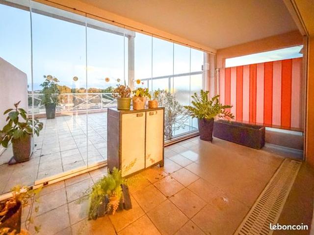 Appartement vente à Arrondissement de Toulon, La Londe-les-maures