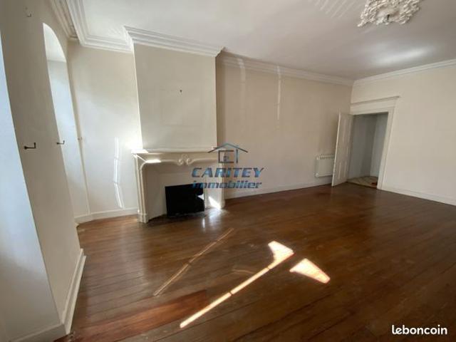 Appartement vente à Roanne, Luré