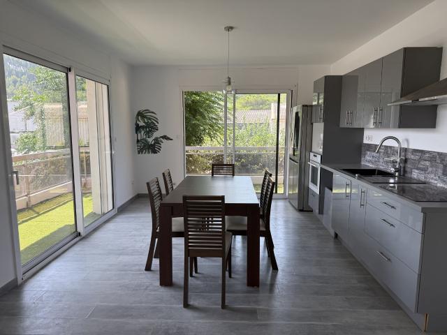 Appartement location à Arrondissement de Toulon, Hyères