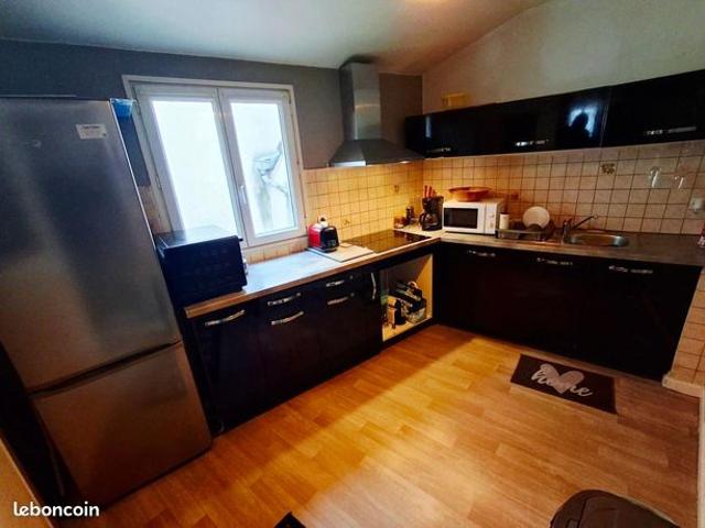 Appartement vente à Fontainebleau, Montcourt-fromonville