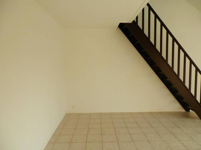 Appartement location à Cour Mathou, Gouvernes