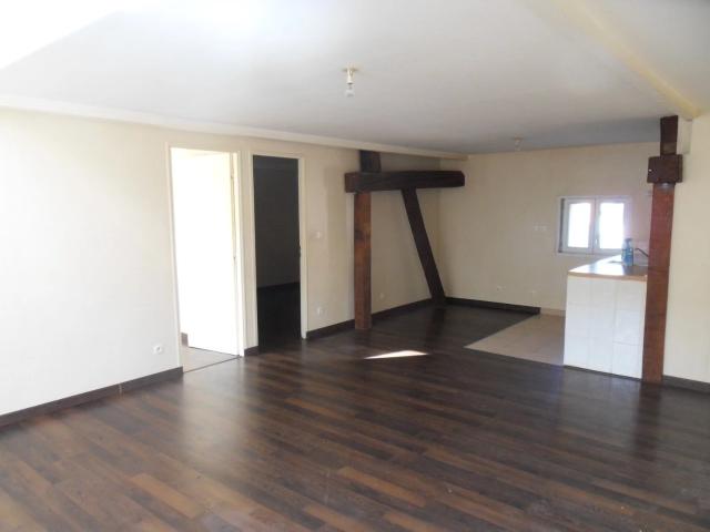 Appartement vente à Parking Place du Martroi, Orléans
