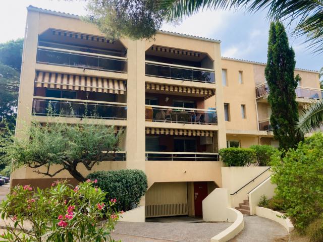 Appartement vente à Arrondissement de Toulon, Hyères