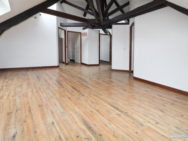 Appartement vente à Vienne, Saint-etienne-de-saint-geoirs