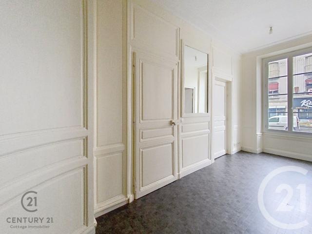 Appartement vente à Fontainebleau, Montcourt-fromonville