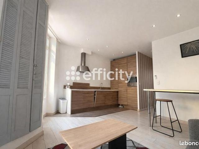 Appartement vente à Arrondissement de Draguignan, Saint-raphaël