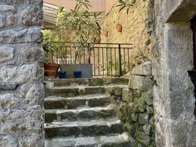 Appartement vente à Largentière, Auvergne-Rhône-Alpes