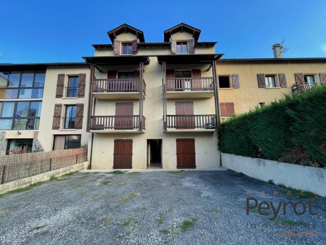 Appartement vente à Hix, Bourg-Madame