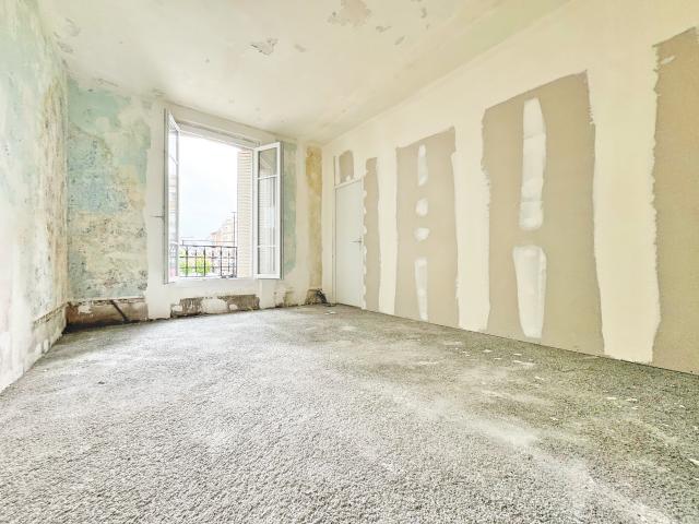 Appartement vente à Quartier Cœur de Ville, Courbevoie