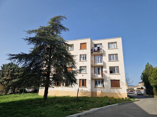 Appartement vente à Carpentras, Valréas