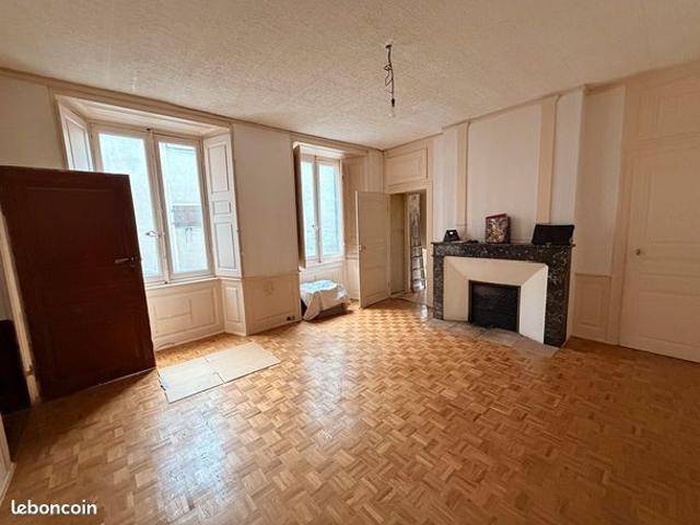 Appartement vente à Saint-Flour, Saint-flour