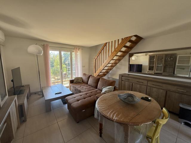 Appartement location à Arrondissement de Toulon, Carqueiranne