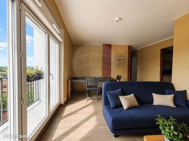 Appartement vente à Montbéliard, Grand-charmont