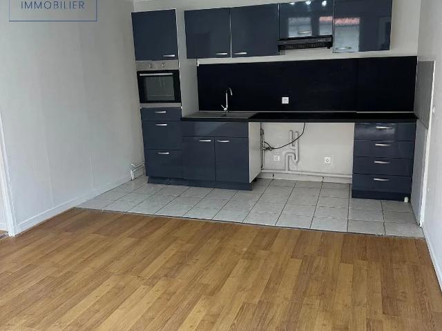 Appartement location à Péroy-les-Gombries, Oise