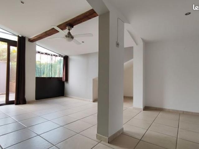 Appartement vente à Arrondissement de Toulon, La Londe-les-maures