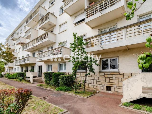 Appartement vente à Résidence de la Butte à la Reine, Palaiseau