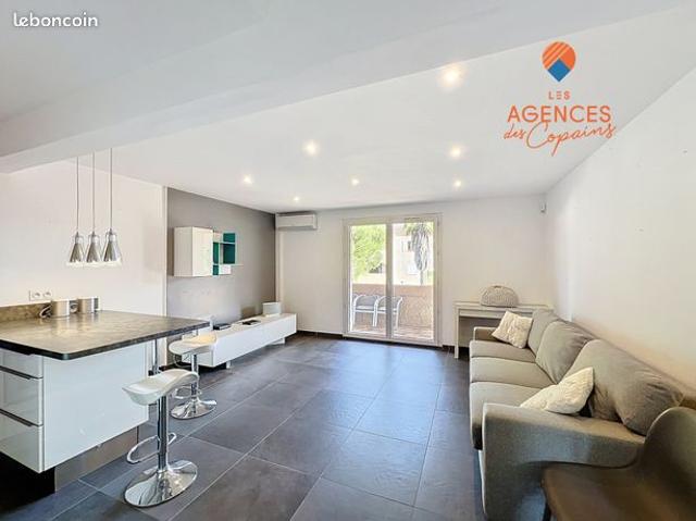 Appartement vente à Arrondissement de Toulon, Carqueiranne