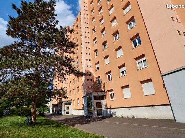 Appartement vente à Saint-Denis, La Courneuve