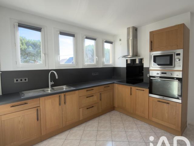 Appartement vente à Entrepôts Pétroliers de la Haute Seine, La Rochette