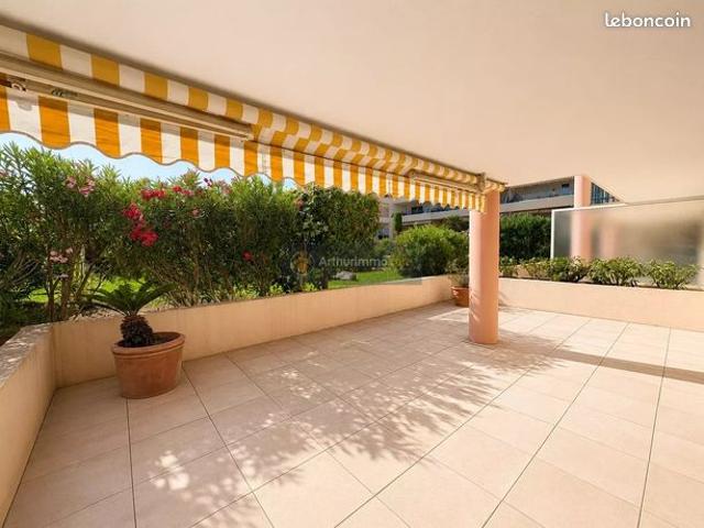 Appartement vente à Arrondissement de Draguignan, Fréjus