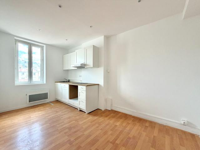 Appartement location à Saint-Étienne, Saint-etienne