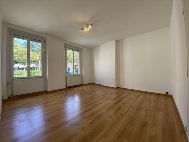 Appartement location à Saint-Étienne, Saint-etienne