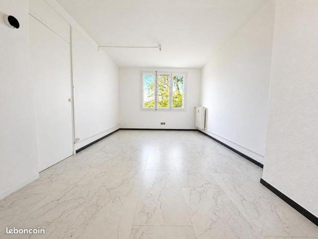Appartement vente à Béziers, Villeneuve-lès-béziers