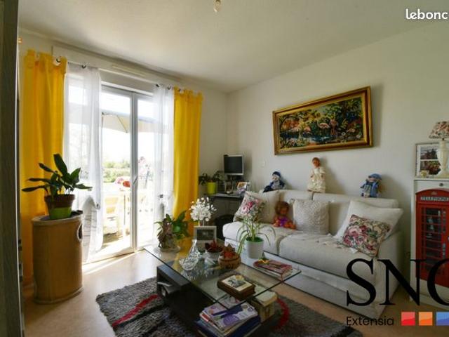 Appartement vente à Saint-Amand-Montrond, Le Châtelet
