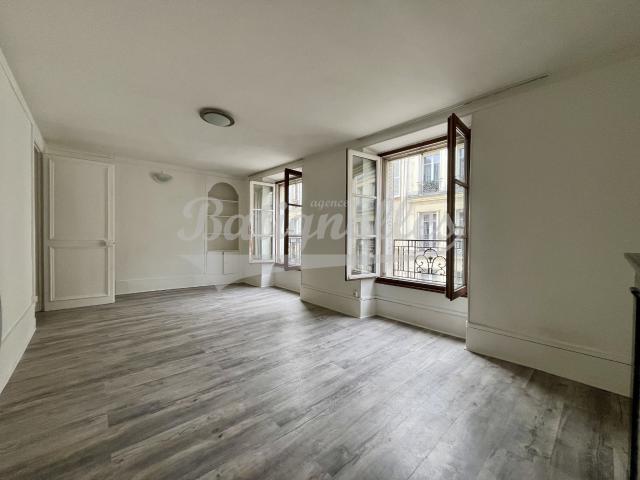 Appartement vente à Paris, Île-de-France