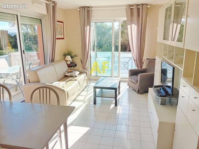 Appartement vente à Arrondissement de Draguignan, Saint-raphaël