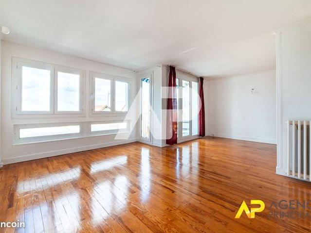 Appartement vente à Rueil-Malmaison, Hauts-de-Seine