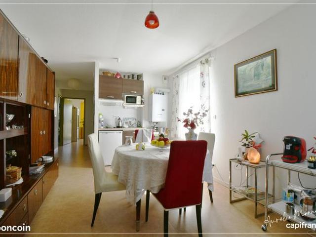 Appartement vente à Saint-Amand-Montrond, Le Châtelet