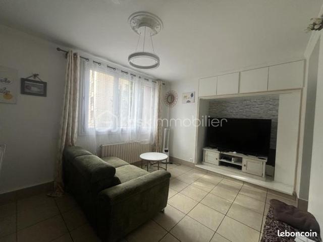 Appartement vente à Sainte-Geneviève-des-Bois, Essonne