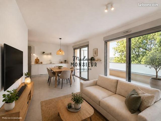Appartement vente à La Tour-du-Pin, L'isle-d'abeau