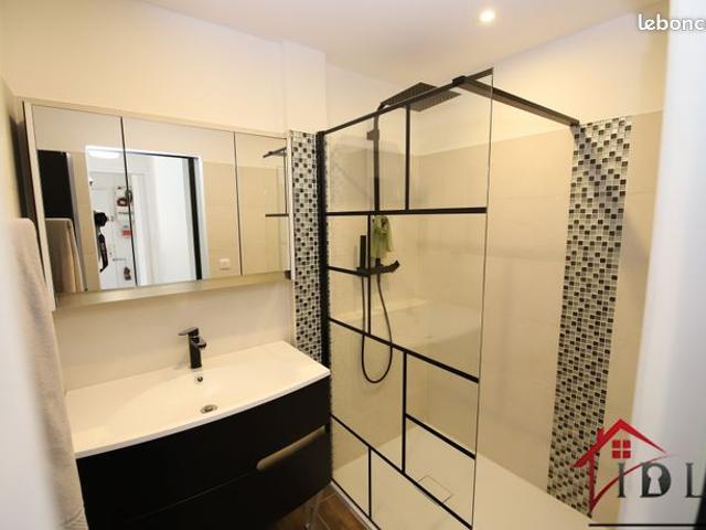 Appartement vente à Arrondissement de Toulon, Hyères