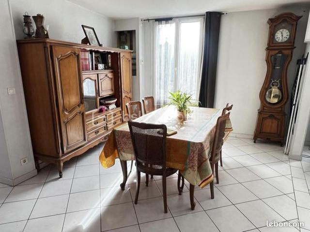 Appartement vente à Crécy-la-Chapelle, Seine-et-Marne