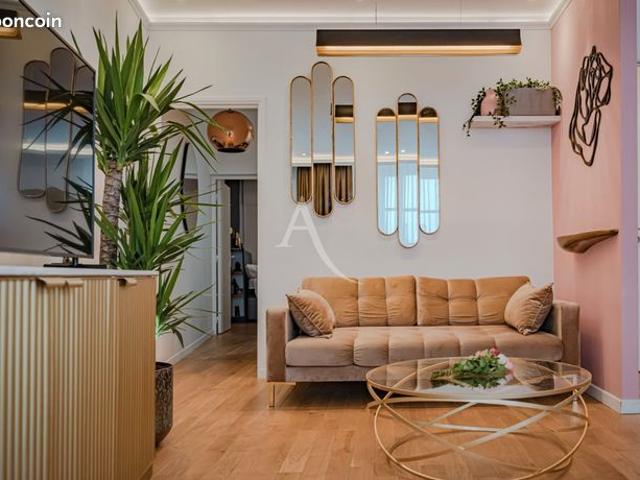 Appartement vente à Paris, Île-de-France