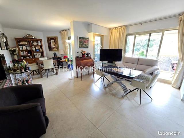 Appartement vente à Grasse, Le Cannet