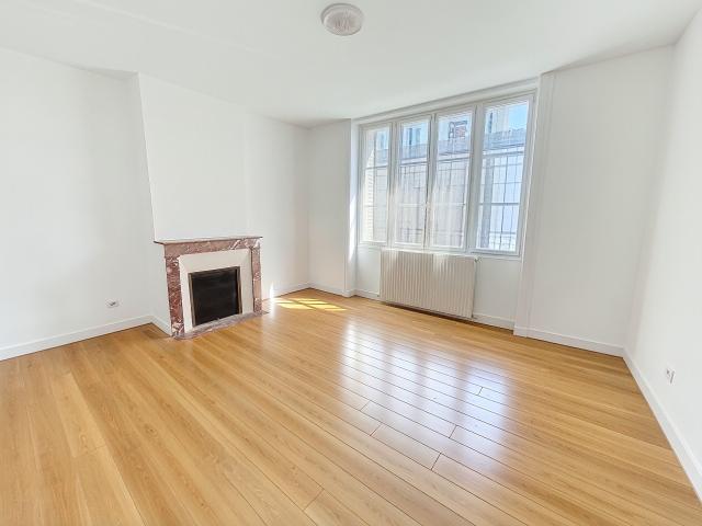 Appartement vente à Clos Pré Renault, Orléans