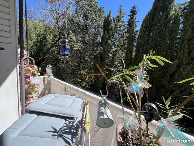 Appartement vente à Carpentras, Valréas