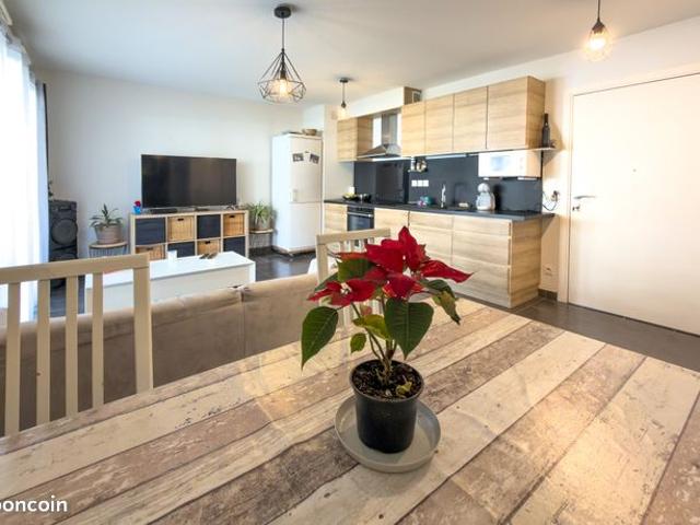 Appartement vente à Arrondissement de Toulon, La Londe-les-maures