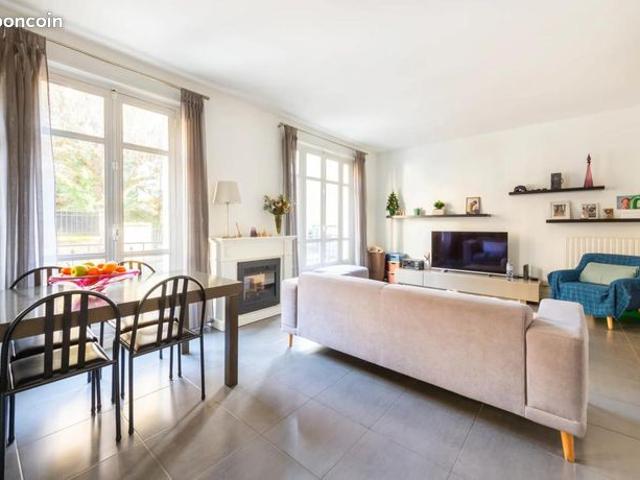 Appartement vente à Courbevoie, Hauts-de-Seine