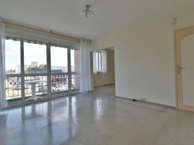 Appartement vente à Lotissement Baqué, Mourenx