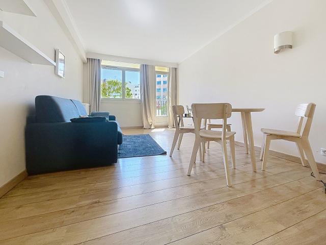 Appartement vente à Quartier La Ferme / Les Îles / Les Chartreux, Issy-les-Moulineaux