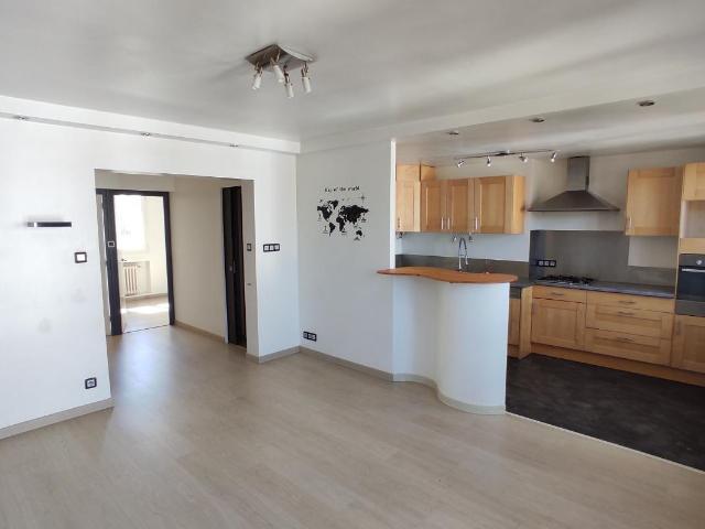 Appartement location à Saint-Étienne, Saint-etienne